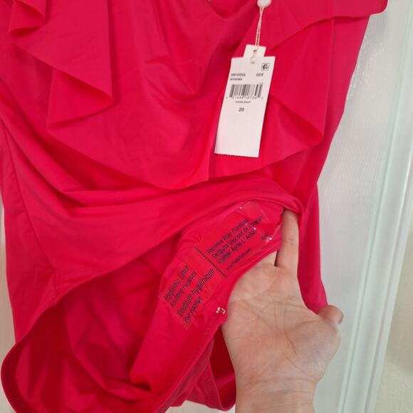 New Trina Turk Monaco Off the Shoulder Ruffle One-Piece Swimsuit pink size 20 - Picture 3 of 6